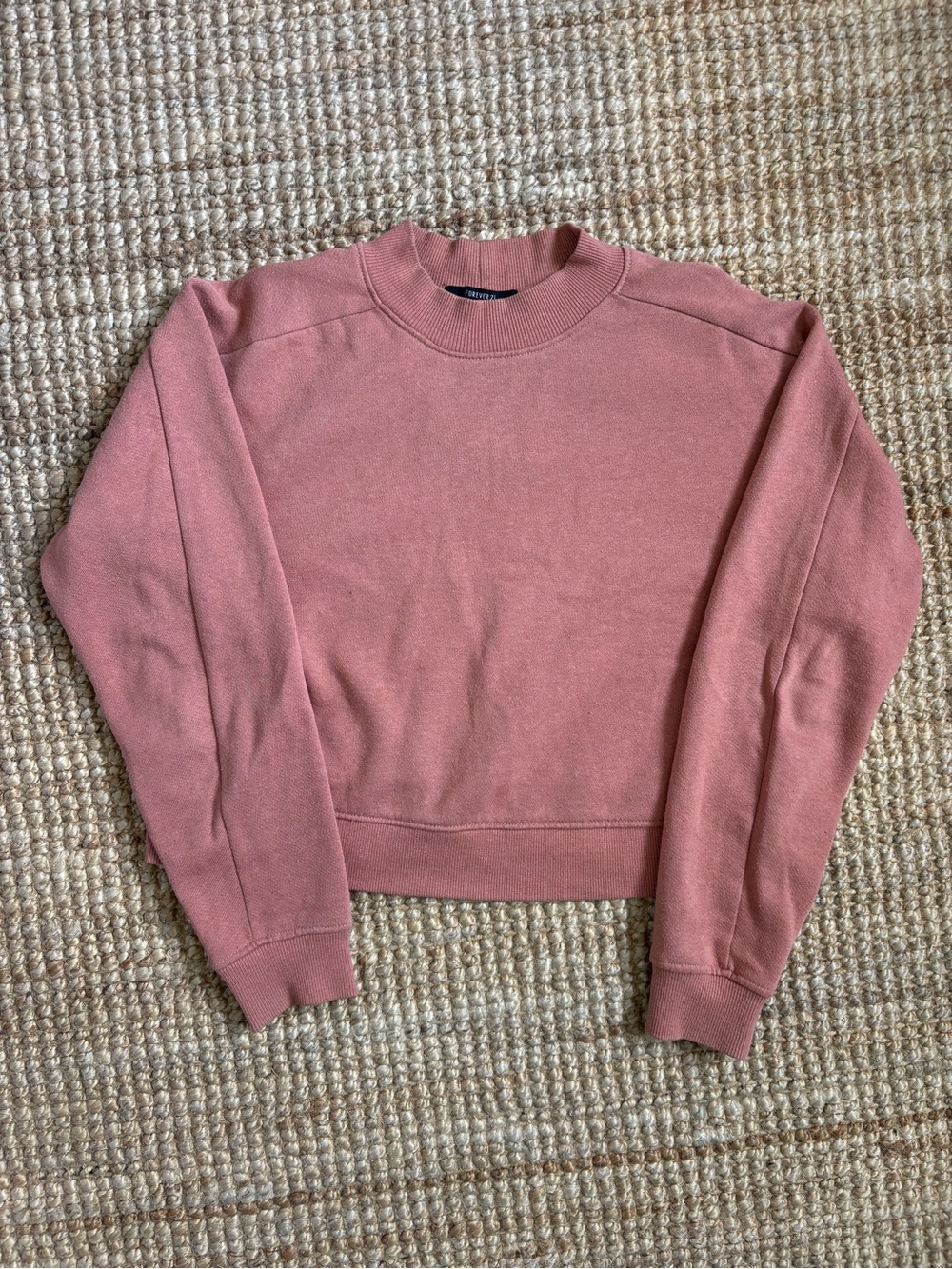 Forever 21 Rose Pink Crewneck Pullover Sweater Size S